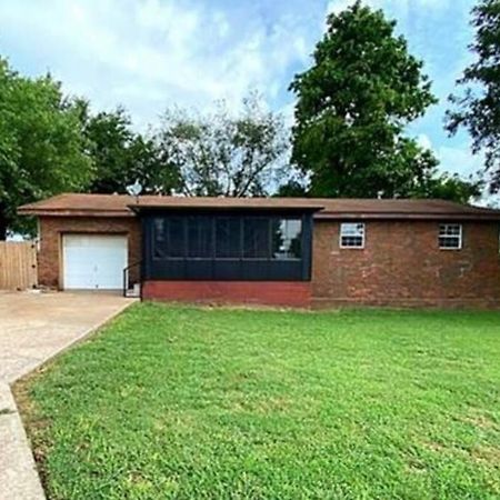 The Greenhouse - 3Bed 2Bath Home In Tahlequah, Ok Exterior photo