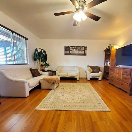 The Greenhouse - 3Bed 2Bath Home In Tahlequah, Ok Exterior photo